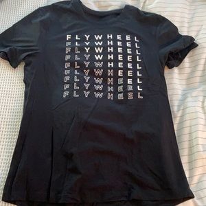 Medium flywheel men’s tee